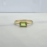 14k Peridot Ring