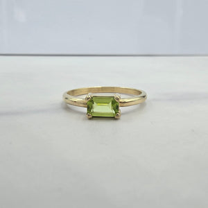 14k Peridot Ring