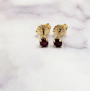 14k Petite Ruby Studs