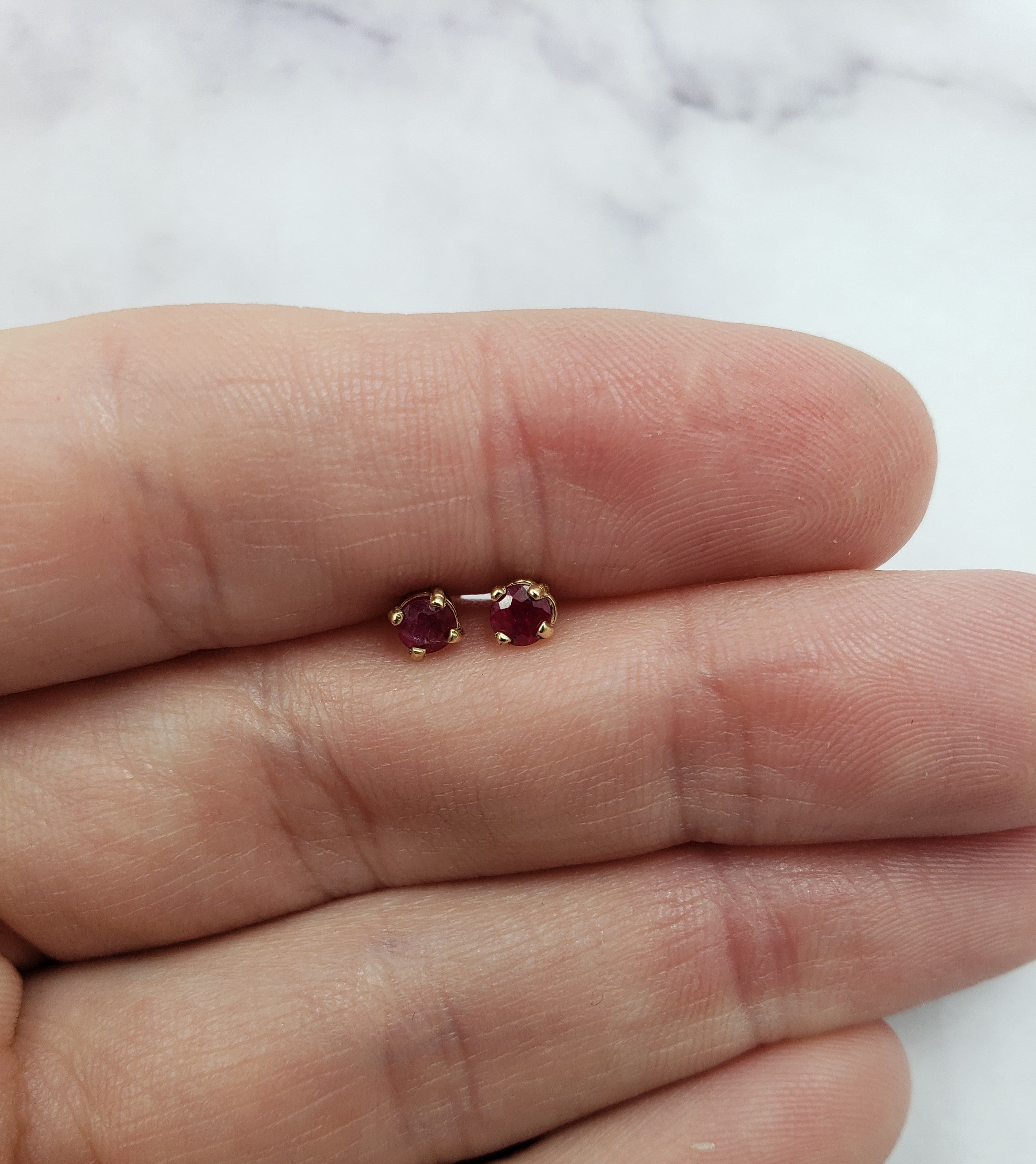 14k Petite Ruby Studs